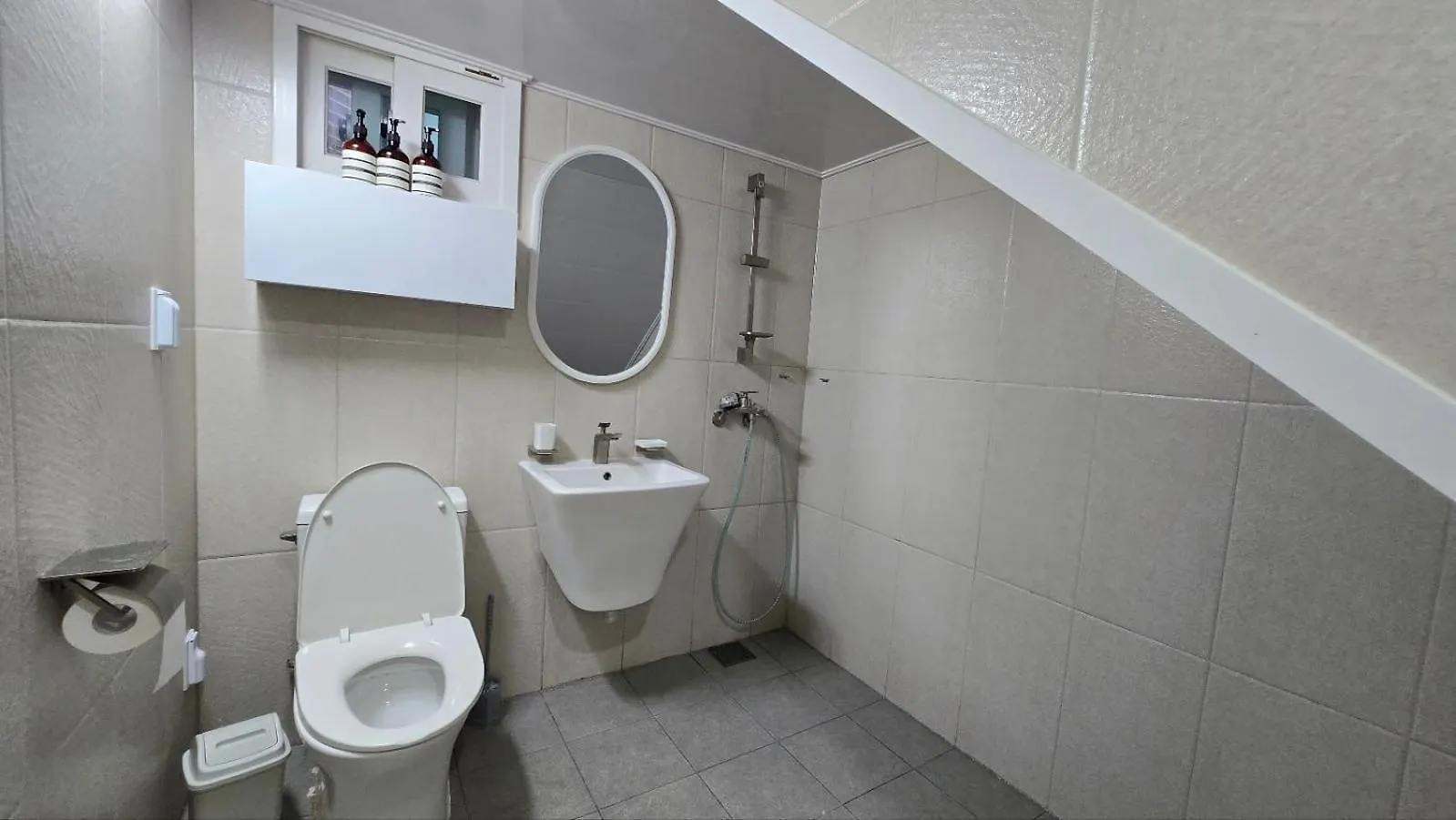 A-Bridge House 5-A Aparthotel Incheon
